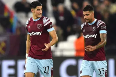 انتقالات.. الدولي المغربي نايف أكرد ينضم رسميا إلى فريق مارسيليا قادما من وست هام الإنجليزي