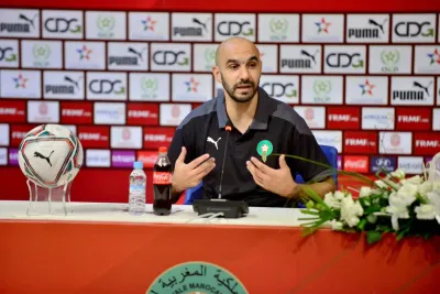وليد الركراكي يعقد ندوة صحفية للإعلان عن لائحة المنتخب المغربي