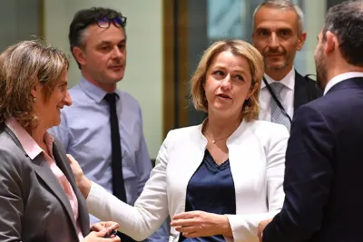 وزراء الطاقة الأوروبيون يؤيدون اتخاذ سلسلة إجراءات للحد من تصاعد أسعار استهلاك الغاز والكهرباء