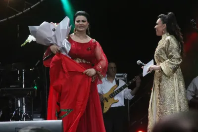 موازين.. حفل المطربة لطيفة رأفت يحلق بالجمهور في سماء الإبداع والفن المغربي الأصيل