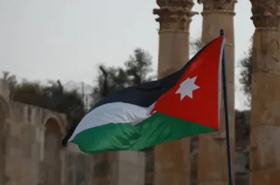 الأردن يعلن إعادة فتح أجوائه أمام حركة الطيران