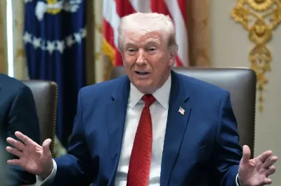 الرئيس ترامب يؤكد أن بإمكان الولايات المتحدة "فتح" مضيق هرمز بـ"قليل من الوقت الإضافي"