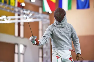 منافسات كأس العالم للمسايفة 2022 : المغربي حسام الكورد يحرز الميدالية الفضية في مسابقة سيف المبارزة