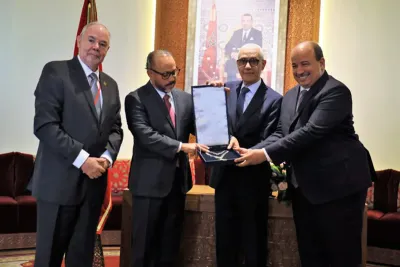 منتدى الفوبريل يمنح جلالة الملك محمد السادس جائزة إسكيبولاس للسلام