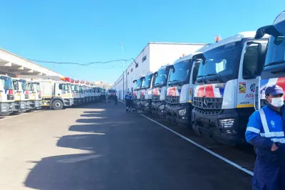طنجة : جمع أزيد من 3900 طن من النفايات في أقل من 12 ساعة