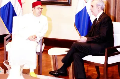 رئيس جمهورية الدومينيكان يبلغ جلالة الملك بدعم بلاده لسيادة المغرب على الصحراء وعزمها فتح قنصلية بالداخلة