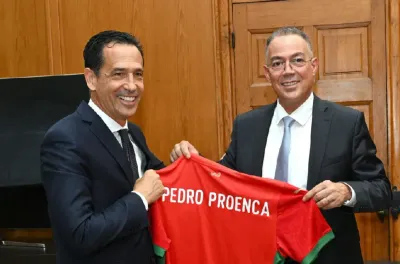 كرة القدم.. المغرب والبرتغال يتبادلان وجهات النظر حول عدد من المواضيع المتعلقة بمونديال 2030 (بلاغ)