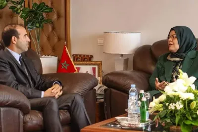 وسيط المملكة يتباحث مع  ووزيرة العدل الليبية حول تعزيز التعاون الثنائي بين البلدين