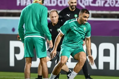 المنتخب المغربي يجري أول حصة تدريبية بقطر