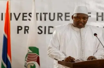 الرئيس الغامبي يشيد بالدعم الراسخ لجلالة الملك