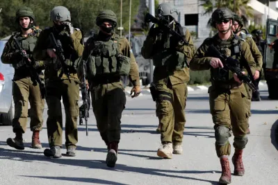 الإفراج عن فلسطيني حامل للجنسية الإسرائيلية بعد أربعين عاماً من السجن