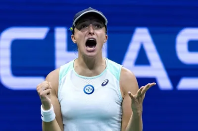 دورة شتوتغارت لكرة المضرب 2023: إيغا شفيونتيك تحتفظ باللقب