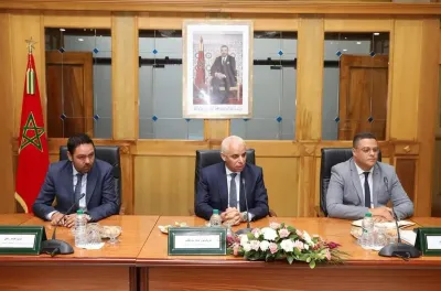 التوقيع على محضر اتفاق بين وزارة الصحة ونقابات القطاع