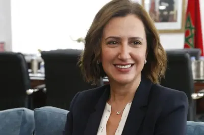 حوار مع وزيرة السياحة والصناعة التقليدية والاقتصاد الاجتماعي والتضامني، فاطمة الزهراء عمور