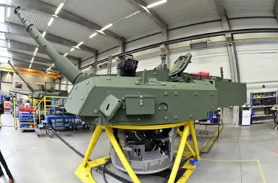 فرنسا وبلجيكا توقعان اتفاقية تعاون في مجال الدفاع البري