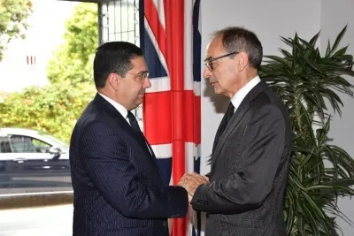 السيد ناصر بوريطة يعزي سفير المملكة المتحدة في وفاة إليزابيث الثانية