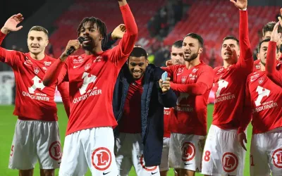 بطولة فرنسا: بريست يستعيد المركز الثاني بعد الفوز على لوريان