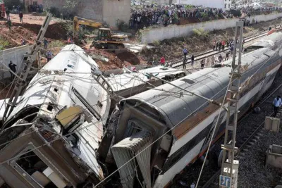 حادث قطار بالكونغو الديموقراطية ... مصرع ما لا يقل عن 60 شخص