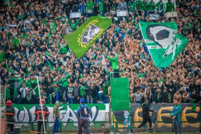 والي جهة الدار البيضاء يمنع تنقل جماهير الرجاء إلى خريبكة