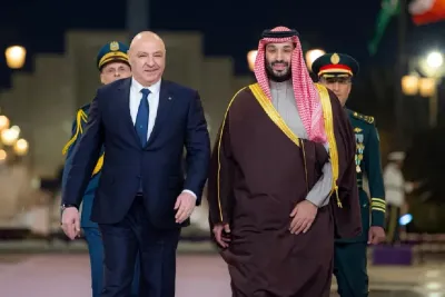 ولي العهد السعودي والرئيس اللبناني يبحثان آخر المستجدات في المنطقة