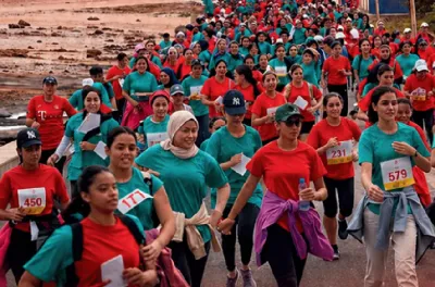 السباق النسوي للهرهورة في نسخته الخامسة .. مشاركة واسعة لنساء من مختلف الفئات العمرية