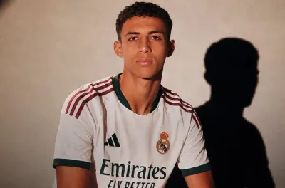 ريان زينبي يمدد عقده مع غرناطة إلى غاية 2029 وينضم معارا إلى ريال مدريد كاستيا