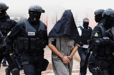 توقيف شخص متطرف بمدينة طنجة .. الخبرات الفيزيو-كيميائية كشفت احتواء العينات المحجوزة على مواد تدخل في صناعة وإعداد المواد المتفجرة (بلاغ)