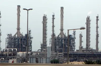 استهداف مصفاة ميناء الأحمدي بالكويت.. جودة الهواء في المصفاة لم "تسجل أي مستويات غير طبيعية (رسمي)