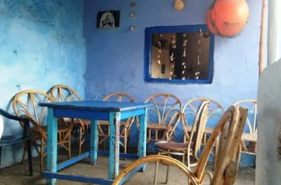 مقهى زريرق في أصيلة.. شاي بنكهة ذاكرة بحرية