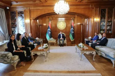 الدبيبة يبحث مع مبعوث خاص للرئيس الفرنسي تطورات المشهد السياسي في ليبيا
