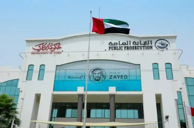 الإمارات: إحالة 35 متهما لمحاكمة عاجلة لنشر محتوى مضلل يضر بتدابير الدفاع ويمجد العدوان العسكري على البلاد