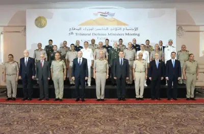 مصر وقبرص واليونان تؤكد دعمها للأمن والاستقرار في المنطقة وتسوية الأزمات سياسيا