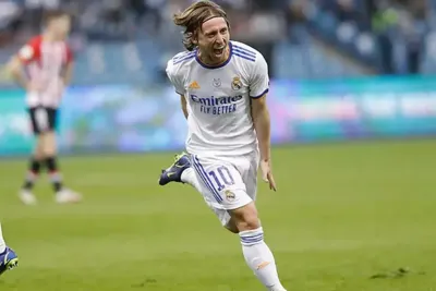 بالعاصمة السعودية الرياض :ريال مدريد يفوز بكأس السوبر الإسباني