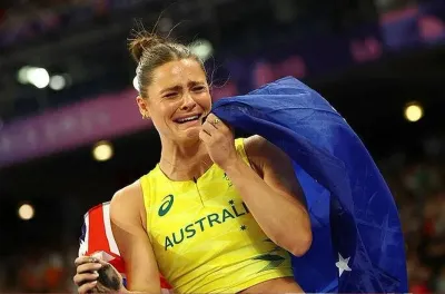 أولمبياد باريس 2024: الأسترالية نينا كينيدي تحرز ذهبية القفز بالزانة