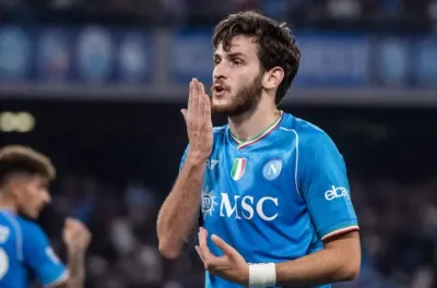 نابولي يؤكّد أن مهاجمه الجورجي كفارتسخيليا ليس للبيع