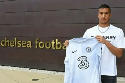 تمديد عقد المغربي سامي التلمساني حارس مرمى تشيلسي