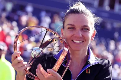 بطولة تورونتو لكرة المضرب 2022 : الرومانية سيمونا هاليب تحرز اللقب