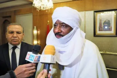 الخليفة العام للطريقة التيجانية بنيجيريا يزور مسجد الحسن الثاني بالدار البيضاء