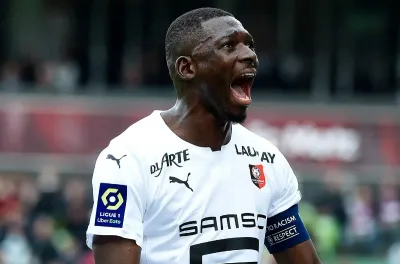 مالي .. توقيف قائد منتخب كرة القدم بتهمة التمرد