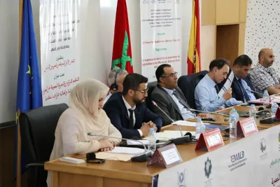 طنجة : خبراء مغاربة وإسبان يبرزون أهمية الجهوية المتقدمة