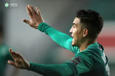 الرجاء يعود بفوز ثمين من قلب الجزائر