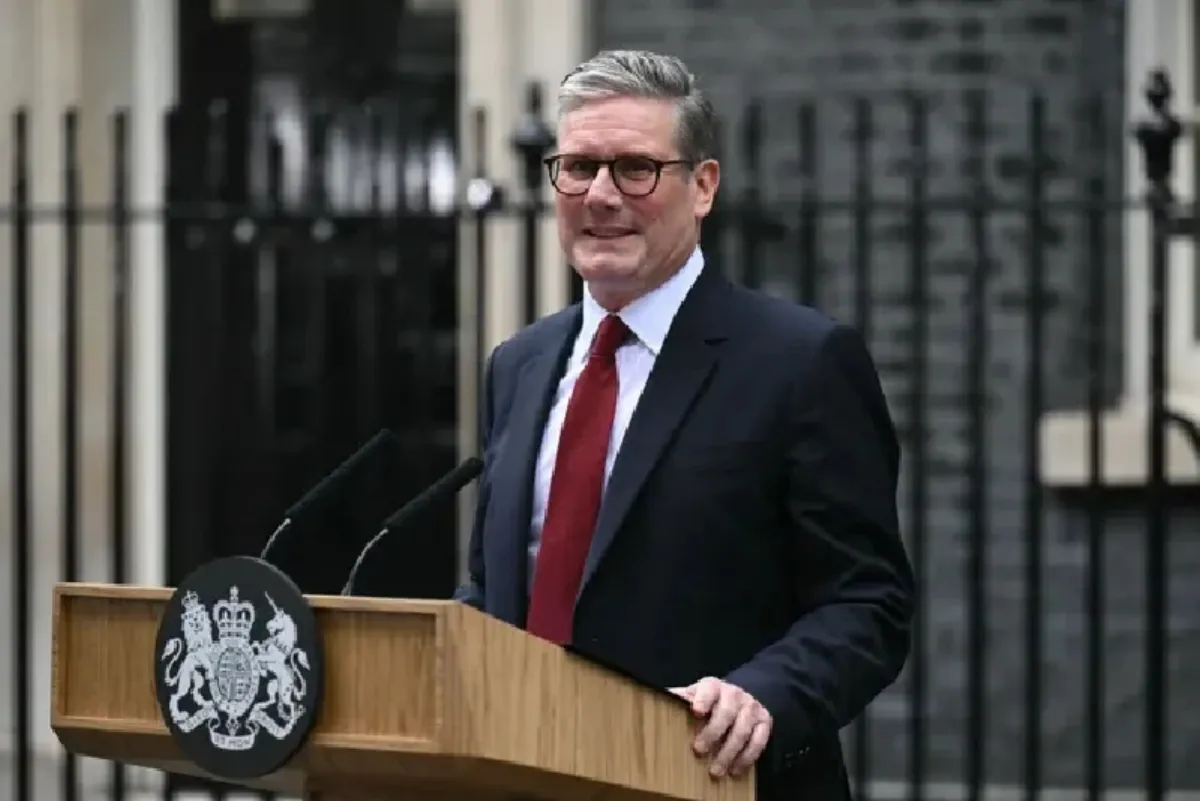 بريطانيا: ستارمر يحذر من الأثر الاقتصادي للحرب في إيران