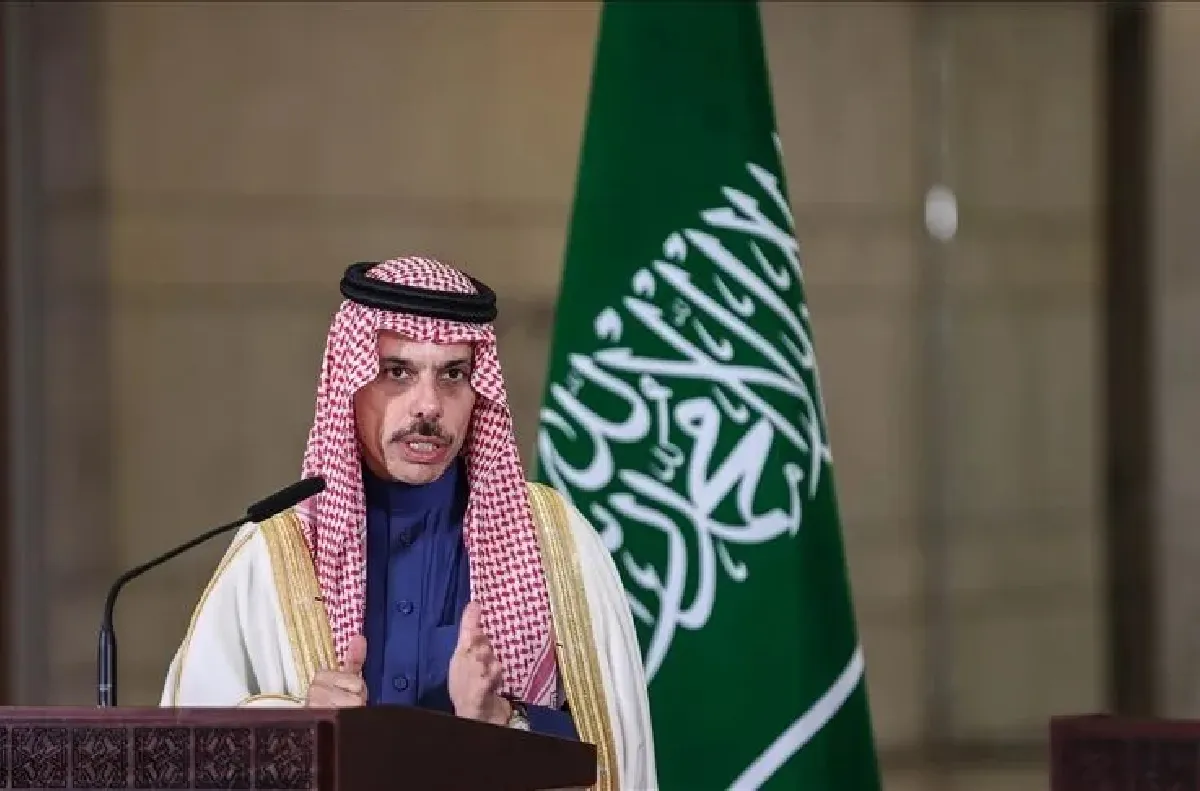وزير الخارجية السعودي يبحث مع الممثلة العليا للاتحاد الأوروبي للشؤون الخارجية التطورات الإقليمية