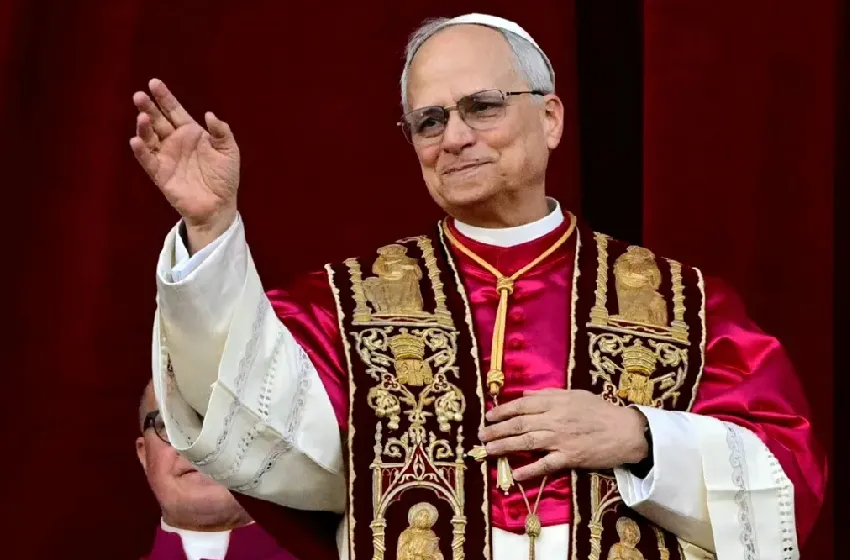 البابا يجدد دعوته للسلام في الشرق الأوسط