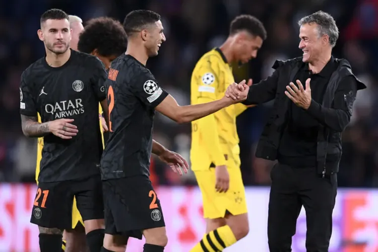 لويس إنريكي يشيد بأداء أشرف حكيمي