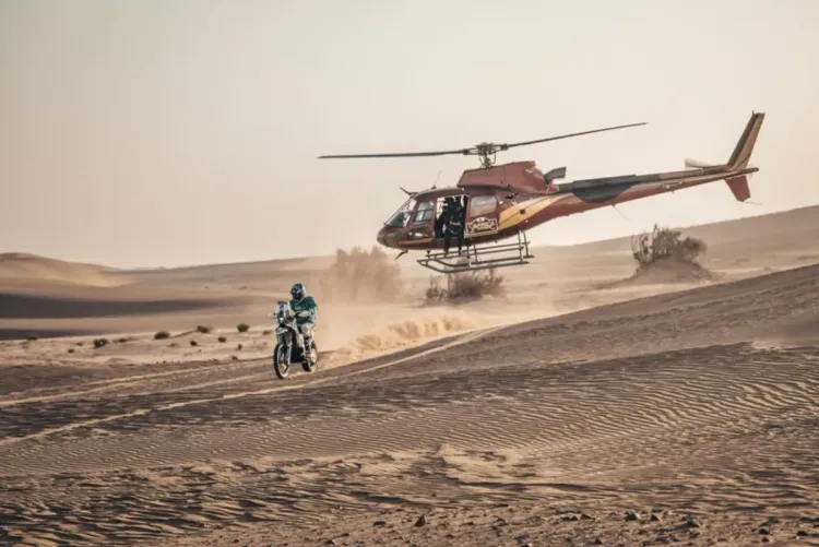 المشاركون في النسخة ال 16 من لحاق AFRICA ECO RACE يحطون الرحال بالداخلة