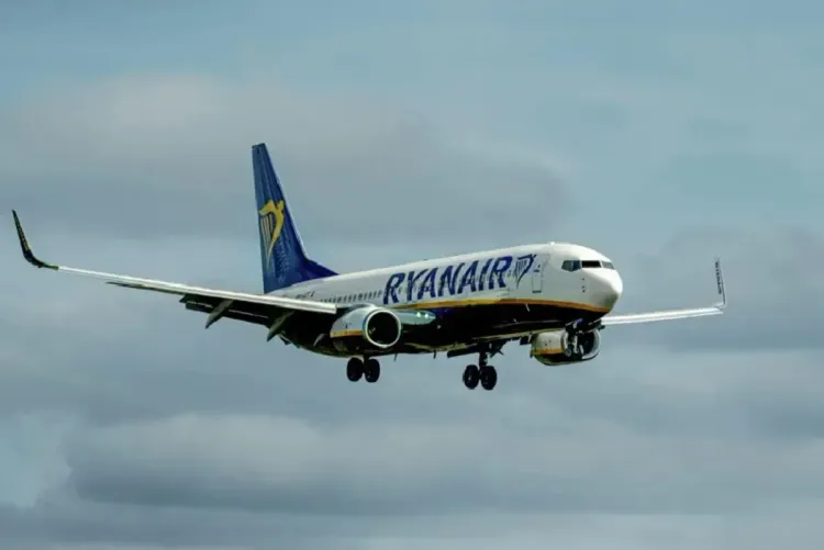 ألمانيا: هبوط اضطراري لطائرة بسبب مطبات هوائية، وإصابة تسعة ركاب