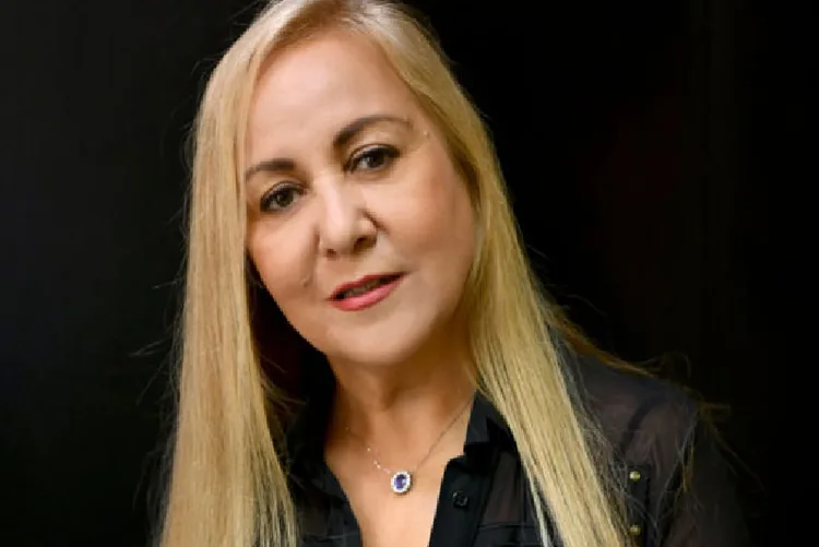 الذكاء الإصطناعي في المجال الطبي.. ثلاثة أسئلة للبروفسور أمال بورقية