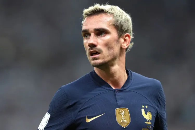 أتلتيكو مدريد يمدد عقد مهاجمه غريزمان حتى سنة 2027