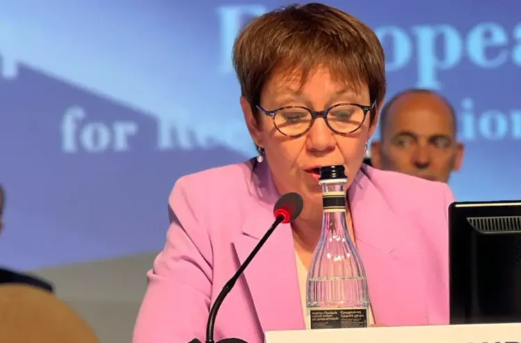 المغرب يتوفر على كل المؤهلات ليصبح رائدا في مجال الهيدروجين الأخضر (رئيسة البنك الأوروبي لإعادة الإعمار والتنمية)